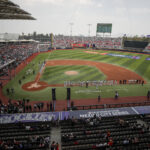 Lleno en el Rockies vs Astros refrenda la buena salud del béisbol en México